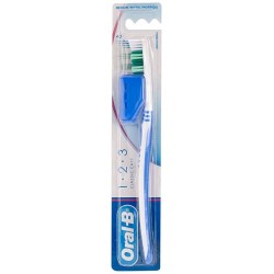 SPAZZOLINO ORAL B